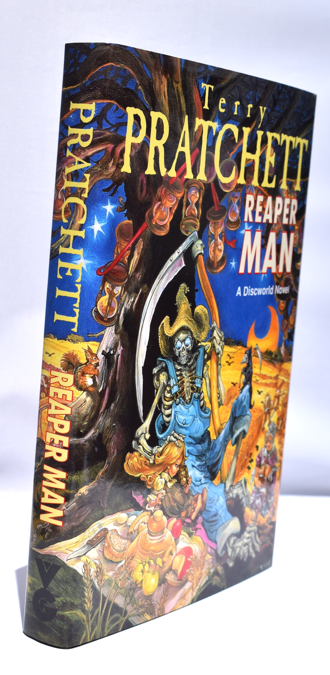 REAPER MAN. Signed, inscribed by the author. The 10th Discworld novel.